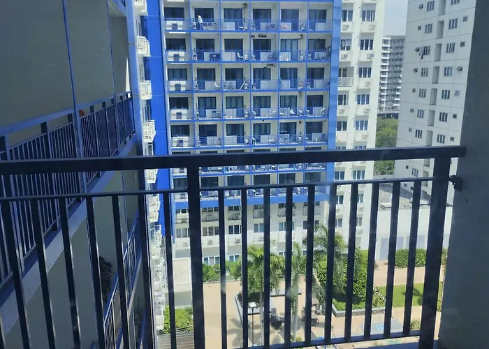 Stayction Sea Residences 5* Manila